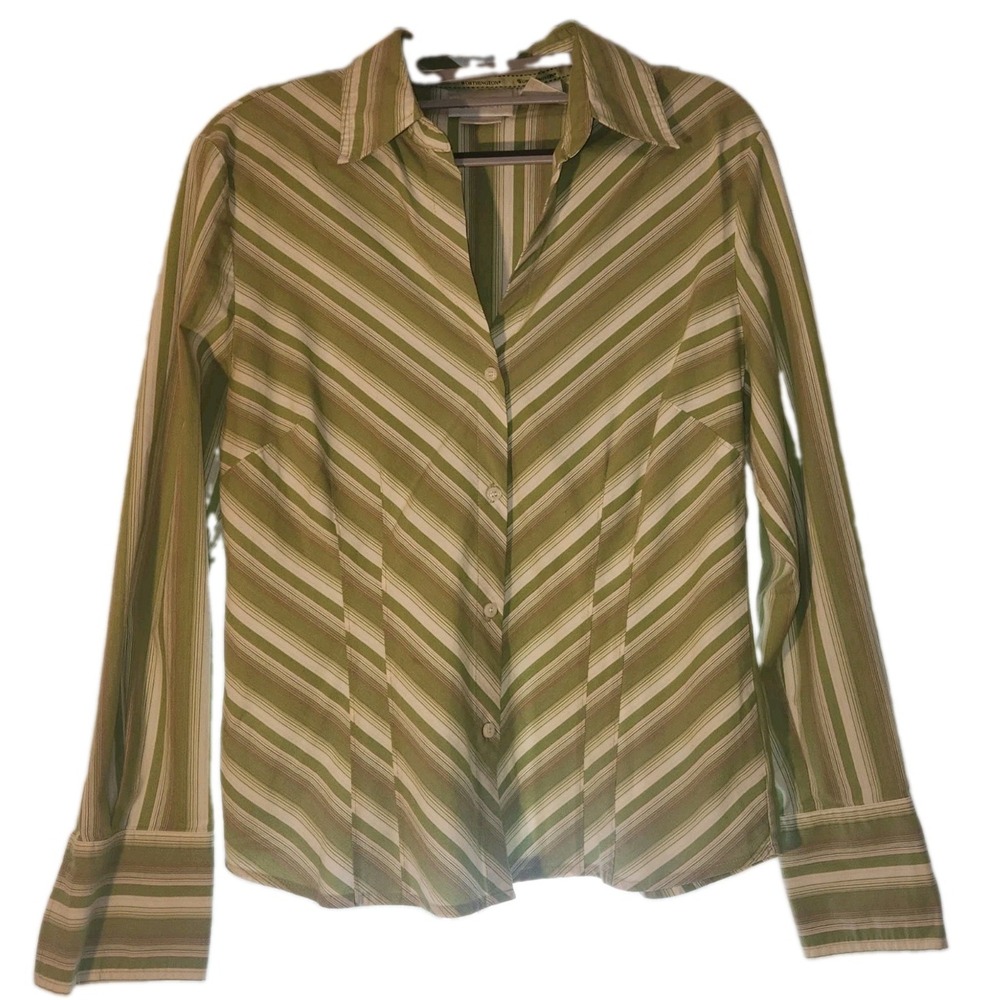 Worthington Womens Long Sleeve Button Down Collared Top Green/White
Size 8